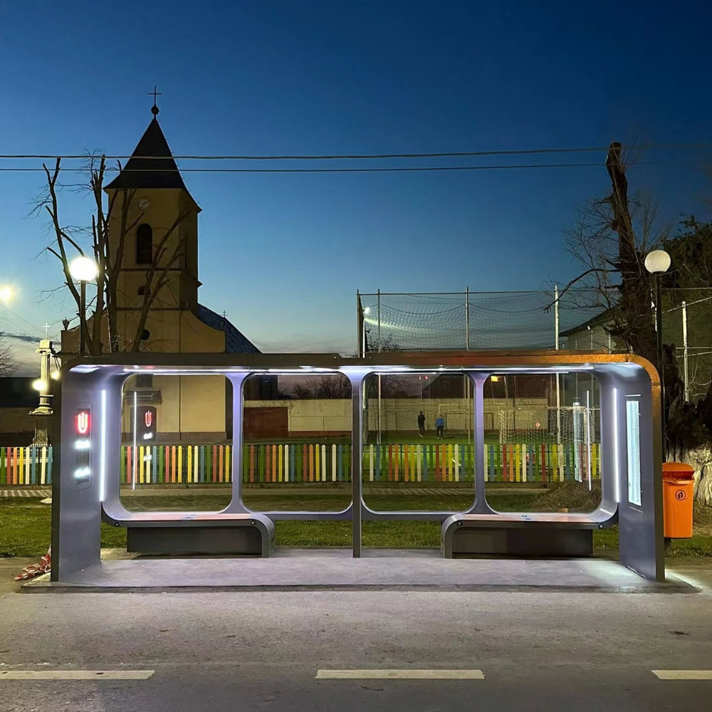 Solar OMNISHELTER Bus Station